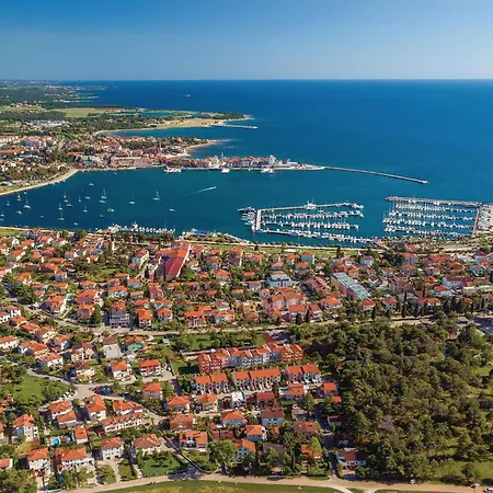 Сasa de vacaciones Awesome In With Kitchen *