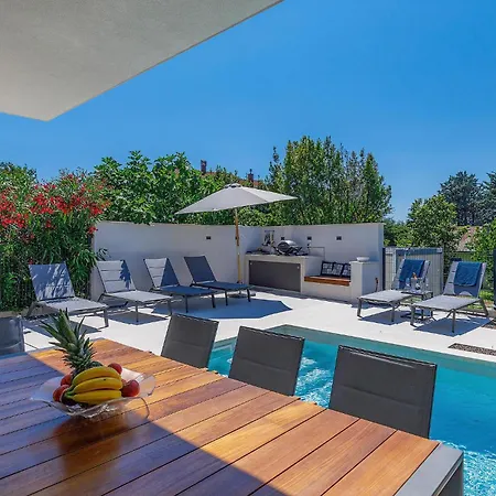 Awesome In With Kitchen *