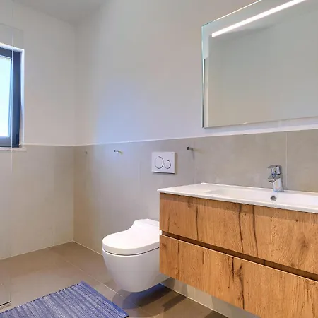 Awesome In With Kitchen * Bašanija