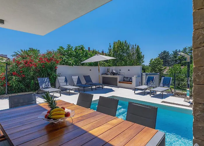 Awesome In With Kitchen *