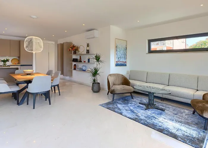 Awesome In With Kitchen * Bašanija