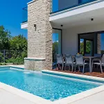 Front In Feriehus Bašanija