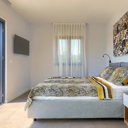 別荘 Awesome In With Kitchen